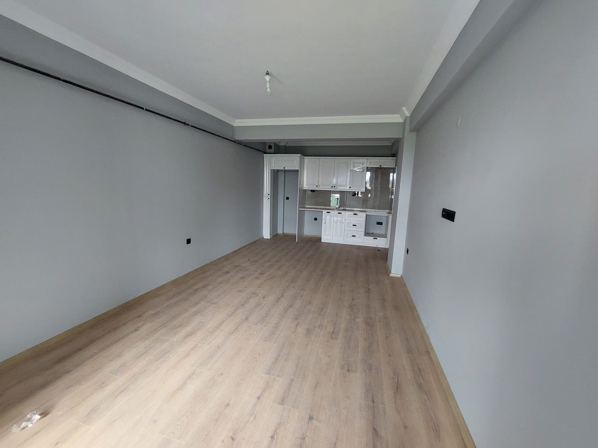 KUMBAŞI MAHALLESİ SAHİLE ÇOK YAKIN SATILIK 2+1